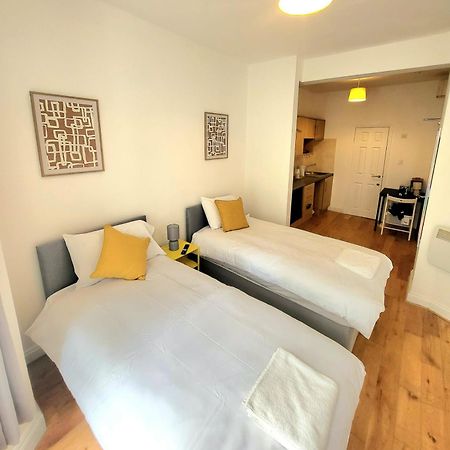 London En-Suite Double Rooms - Leytonstone E11 Exteriör bild